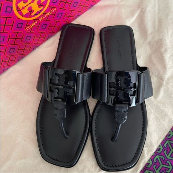 🖤 tory Burch Georgia leather thong sandals 🖤 - Picture 3 of 5